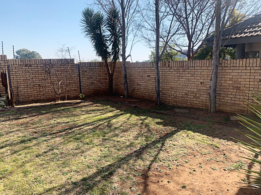 To Let 3 Bedroom Property for Rent in Langenhovenpark Free State